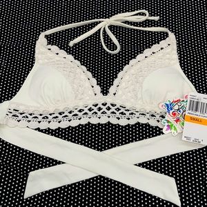 NWT Becca by Rebecca Virtue white Bikini set Size Small.  Never worn.